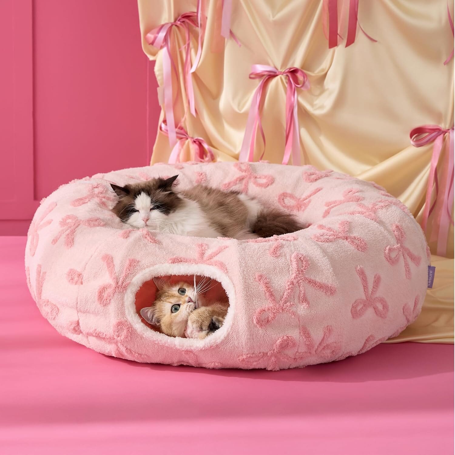 Chic 2-In-1 Cat Tunnel Bed