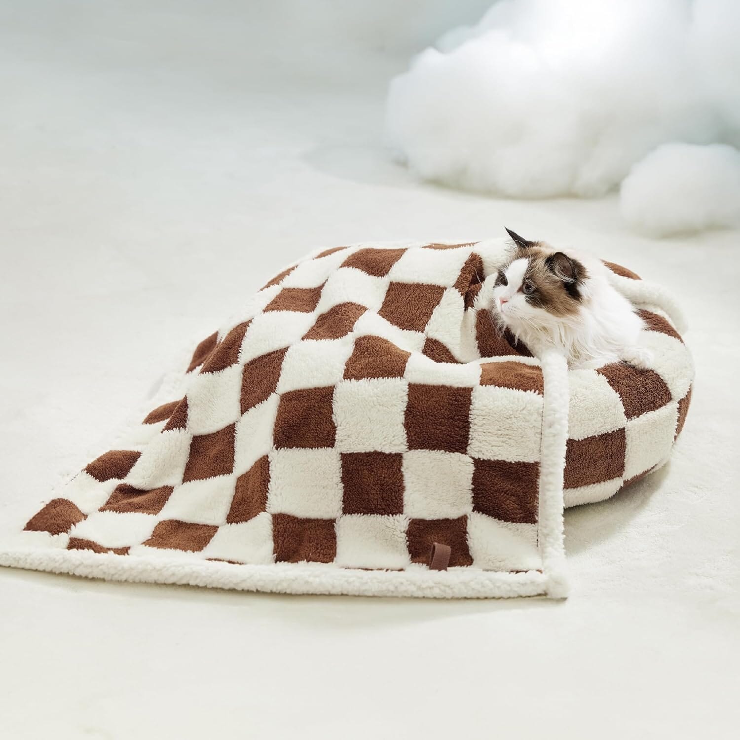 Chic Waterproof Pet Blanket